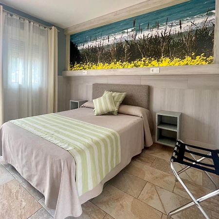Hostal Noli Chiclana de la Frontera Eksteriør bilde