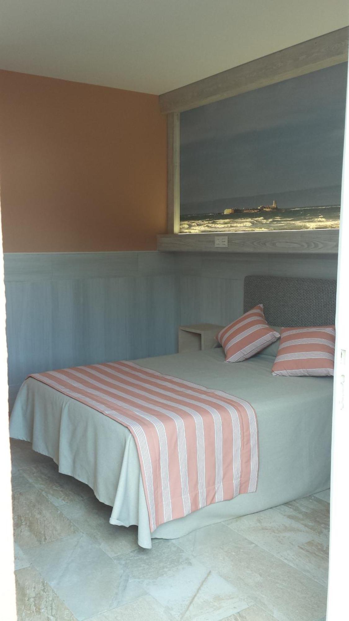 Hostal Noli Chiclana de la Frontera Eksteriør bilde