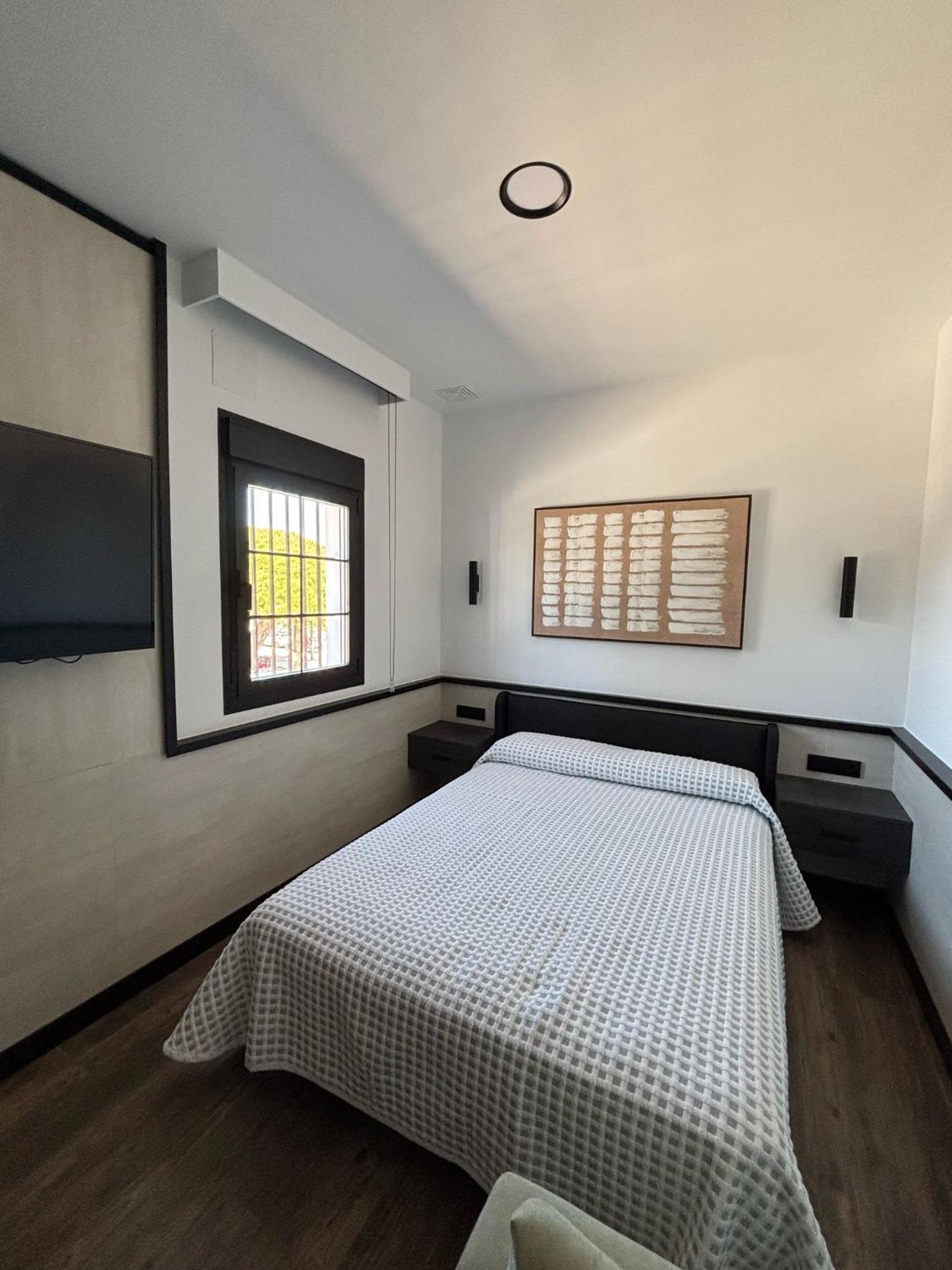Hostal Noli Chiclana de la Frontera Eksteriør bilde