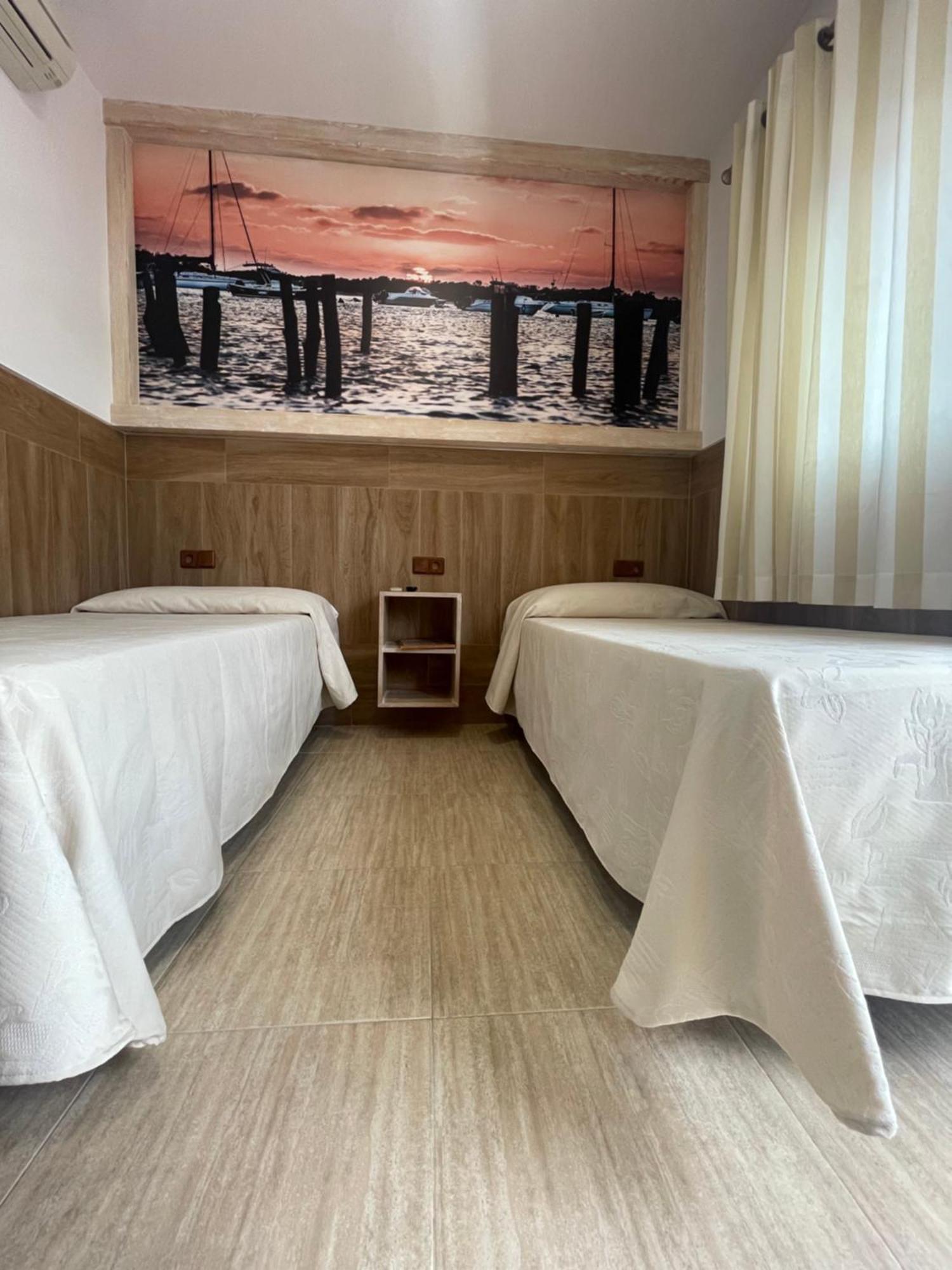 Hostal Noli Chiclana de la Frontera Eksteriør bilde