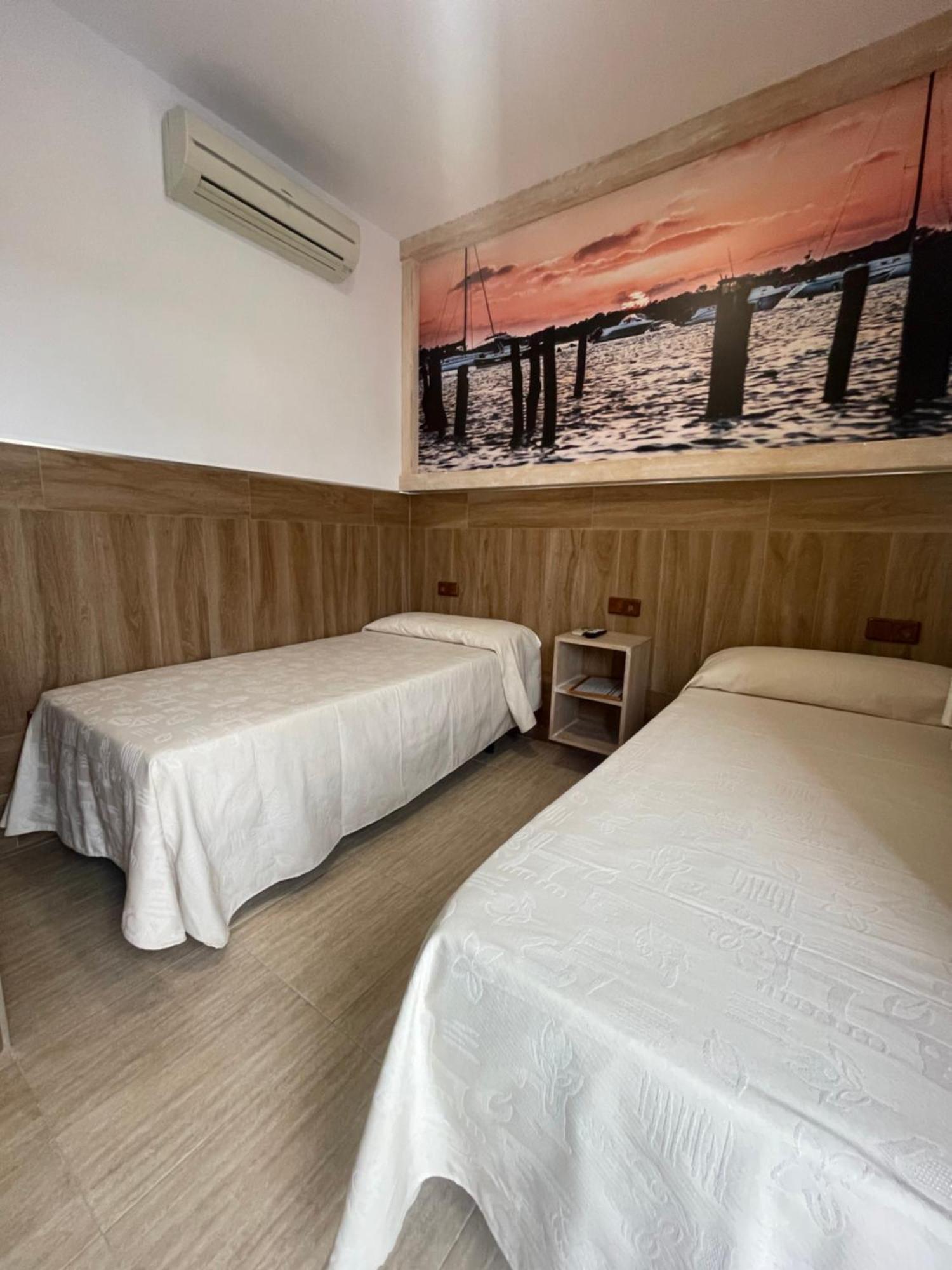 Hostal Noli Chiclana de la Frontera Eksteriør bilde
